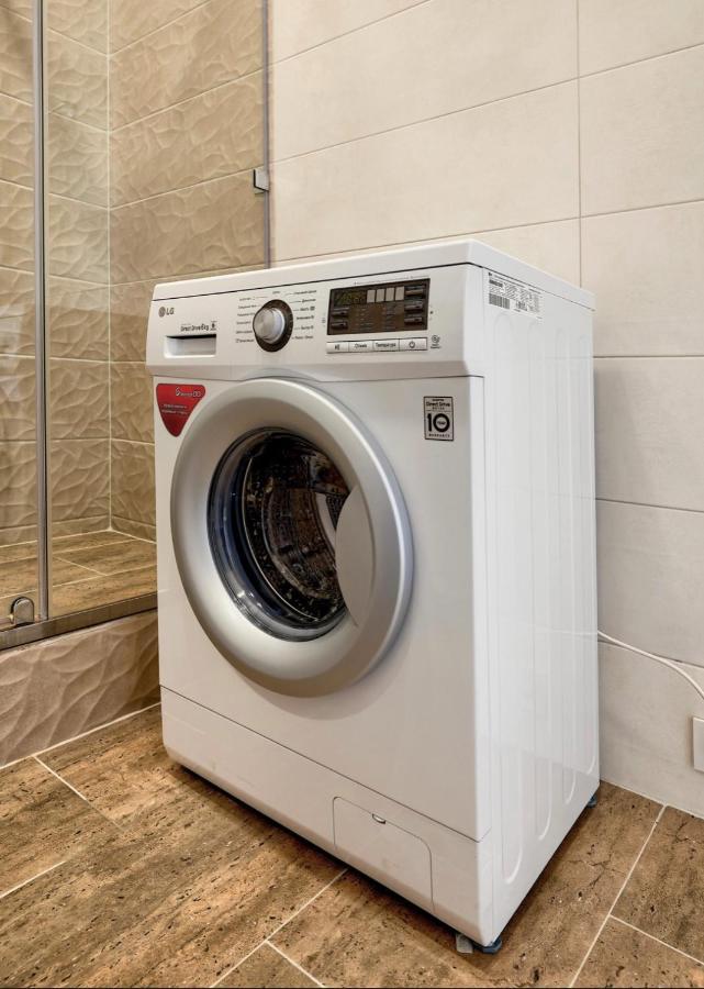 Raisson Aparthotel D86 Хан Шатыр Astana Buitenkant foto
