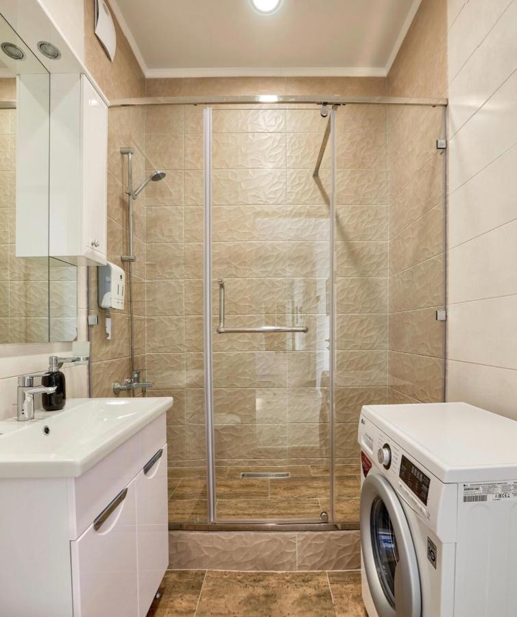 Raisson Aparthotel D86 Хан Шатыр Astana Buitenkant foto